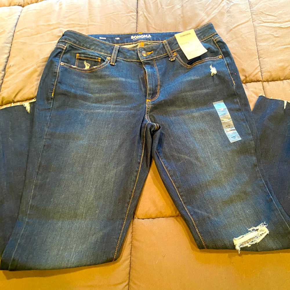 Womens Sonoma Skinny Ripped Jeans, Brand new with tags, size 12R